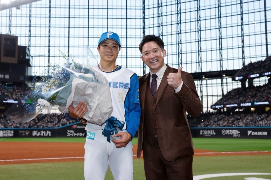 杉谷拳士氏が公開した中島卓也とのツーショット（写真はスクリーンショット）