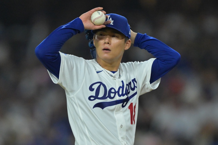 パドレス戦に先発したドジャース・山本由伸【写真:アフロ】