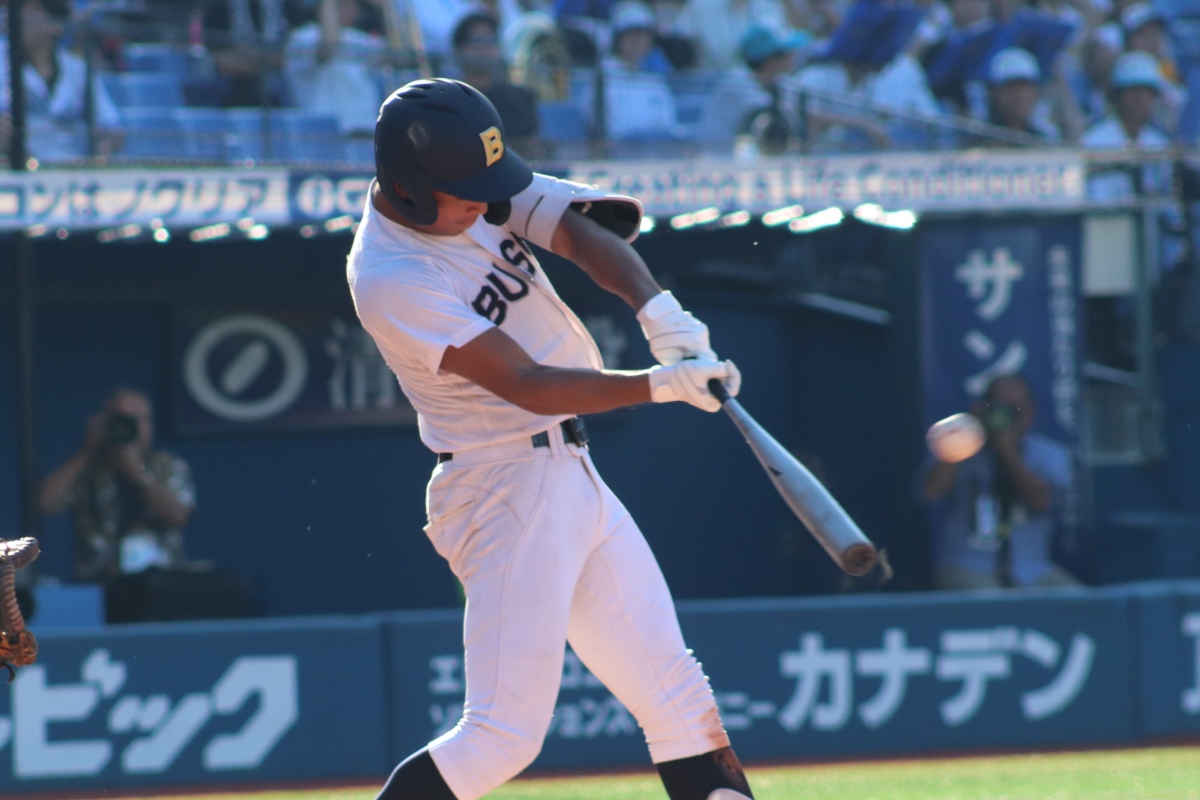 平塚学園戦で4安打を放った武相・須藤慎之助【写真：大利実】
