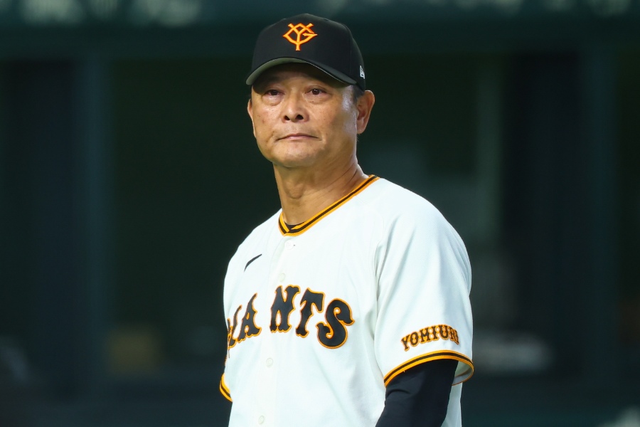 巨人・橋上秀樹監督代行【写真:加治屋友輝】