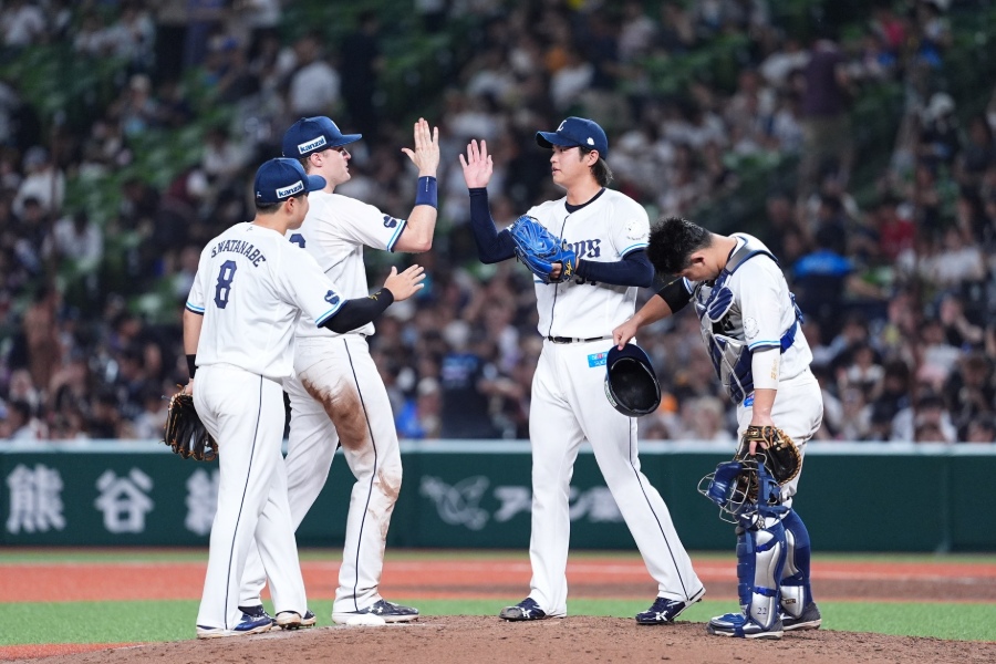 西武ナイン【写真:小林靖】