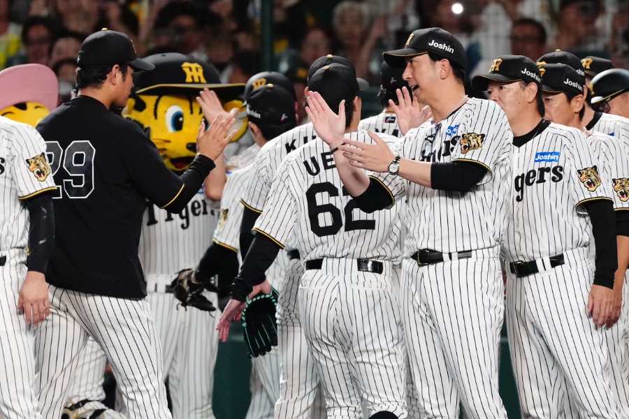 阪神ナイン【写真：黒澤崇】