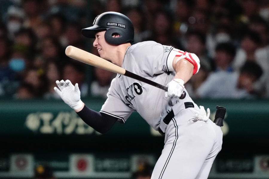 阪神戦に出場した巨人・松本剛【写真：黒澤崇】