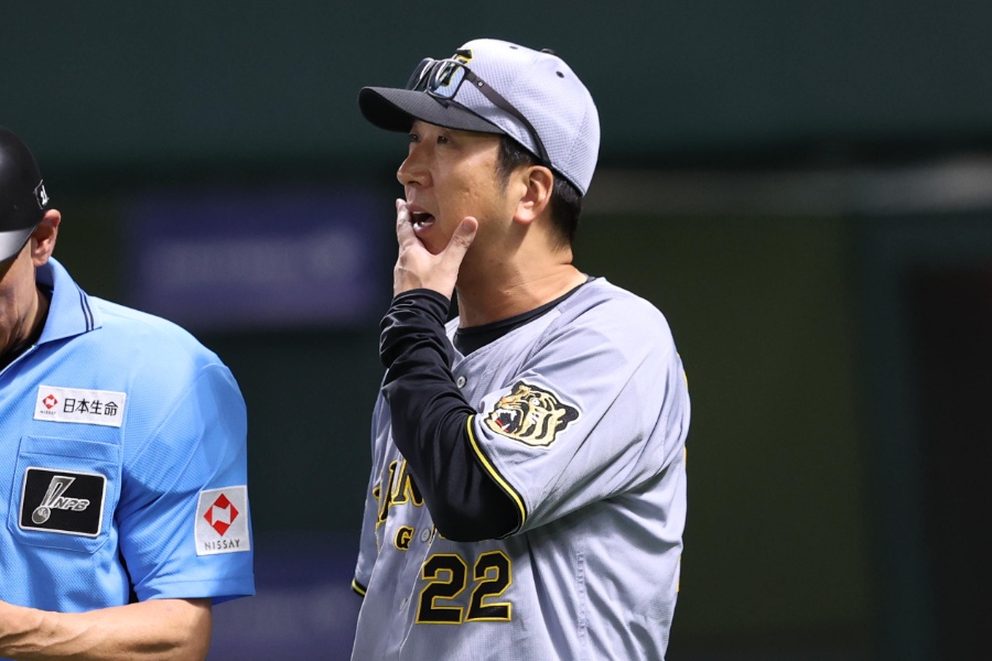 阪神・藤川球児監督【写真：栗木一考】
