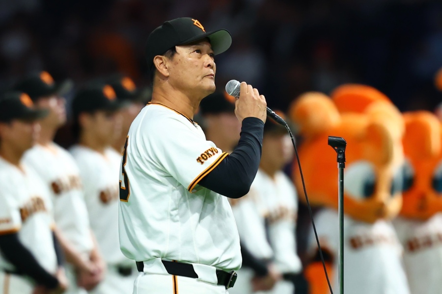 巨人・橋上監督代行が謝罪「申し訳ございません」 阿部前監督辞任で激動も…本拠地で屈辱のV逸