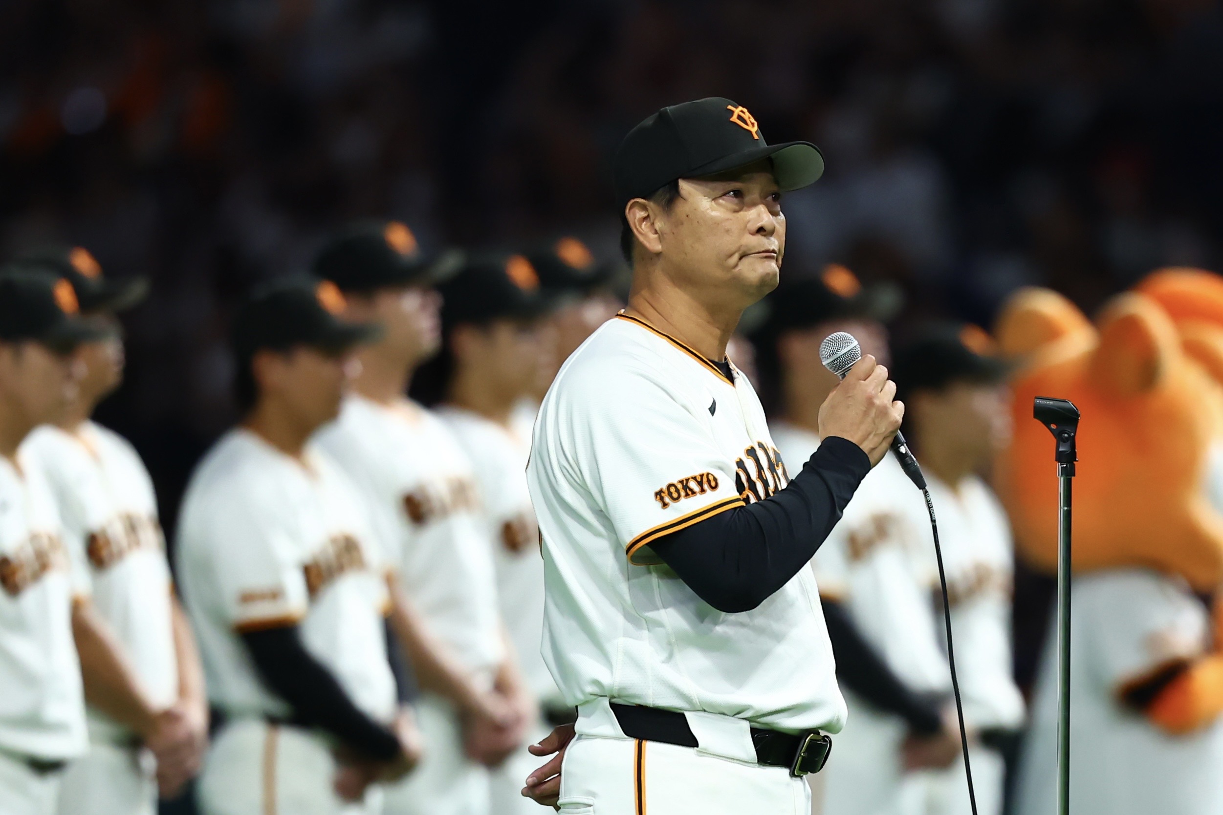 予想してなかった新庄剛志からの電話 疑問だった誘い…見出した結論