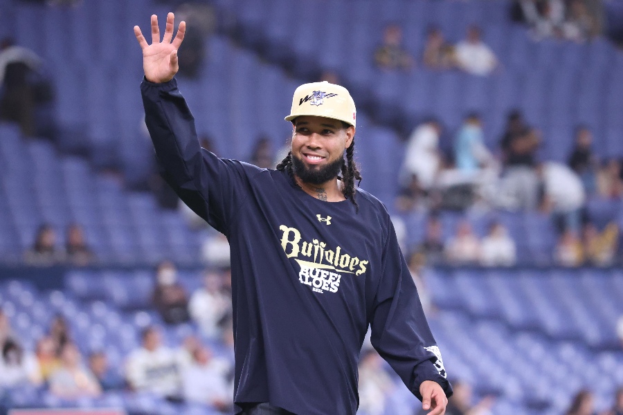 オリックスがアンダーソン・エスピノーザの帰国を発表【写真：栗木一考】