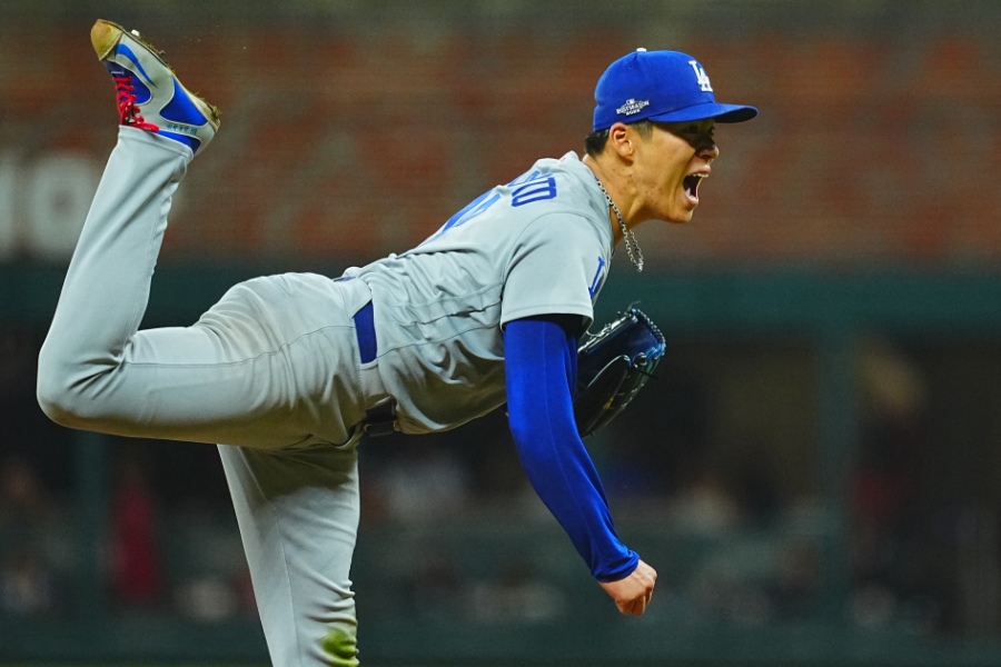 ブレーブス戦に先発したドジャース・山本由伸【写真:荒川祐史】
