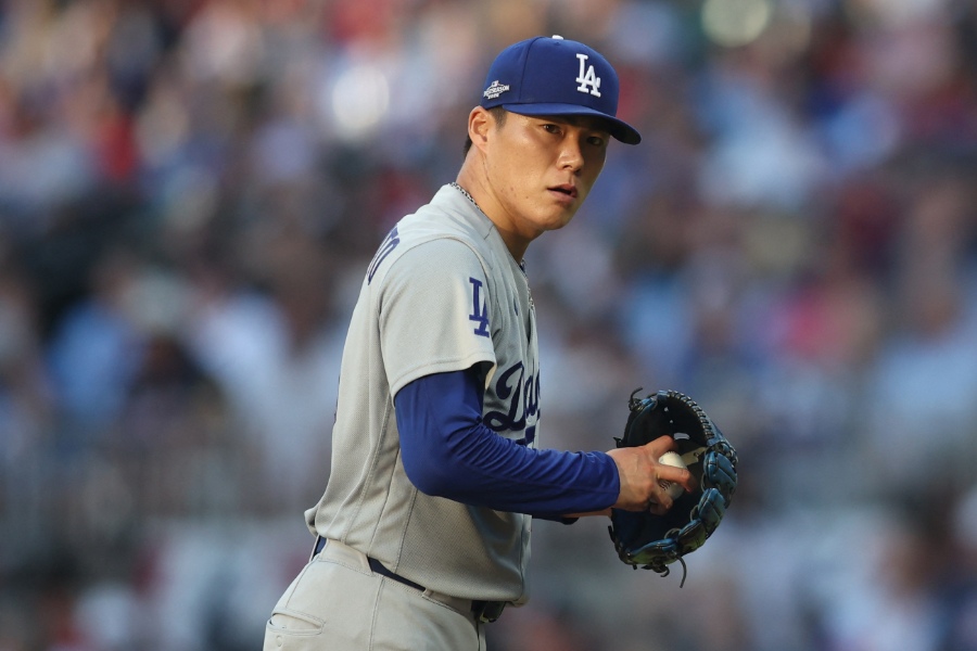 ブレーブス戦に先発したドジャース・山本由伸【写真：ロイター】
