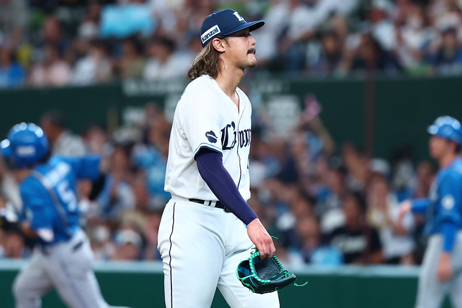 先発した西武・高橋光成【写真：加治屋友輝】