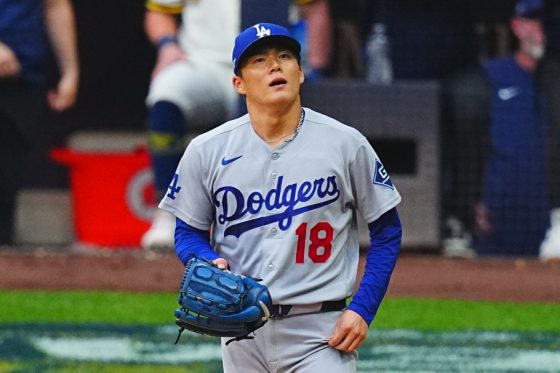 「由伸の涙はこっちまでくる」　中継が捉えた一瞬…日本ファンに連鎖反応「胸が痛い」