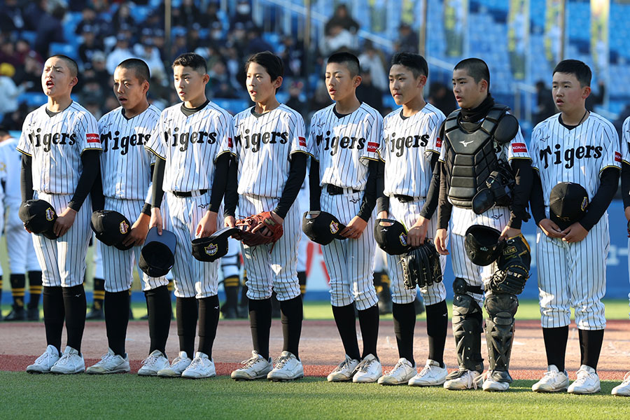 昨年大会で優勝した阪神ジュニアナイン【写真:加治屋友輝】