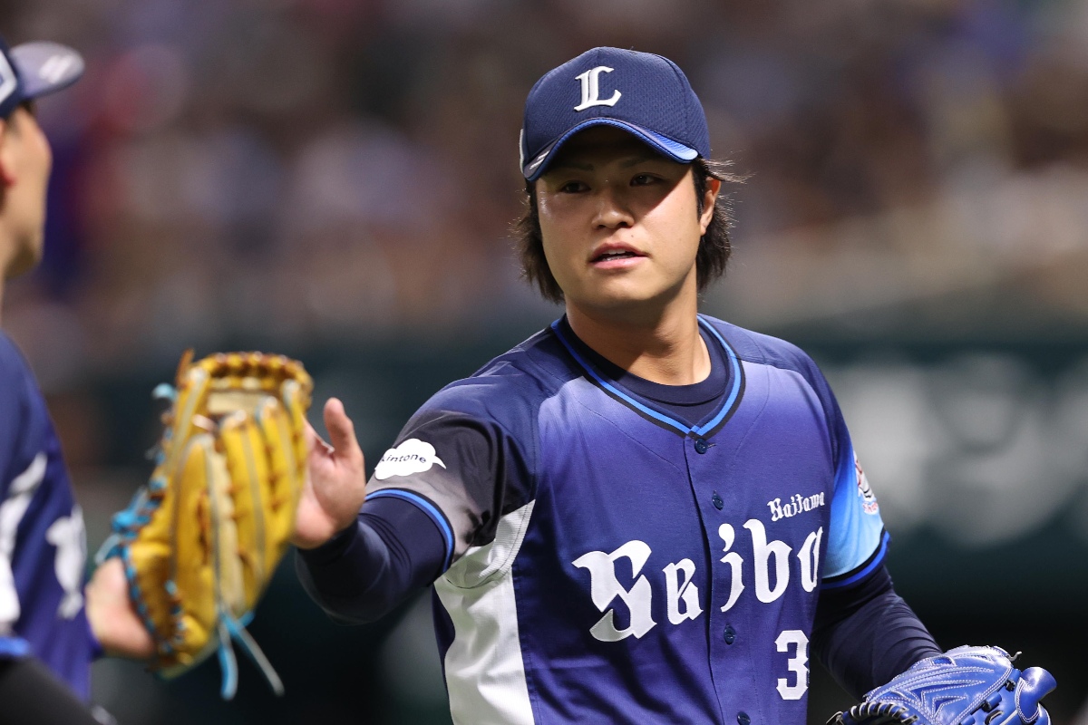 今季は56試合に登板し防御率1.84、20ホールド23セーブを挙げた甲斐野央【写真：栗木一考】