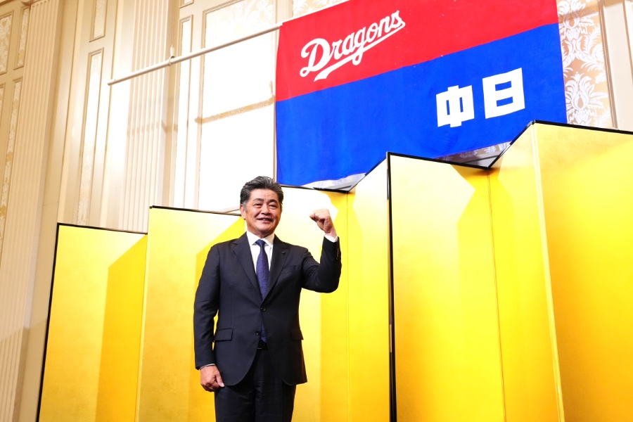 中日の新監督に就任した工藤公康氏【写真：荒川祐史】
