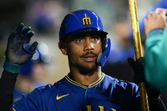 MLB743億円男が“お忍び”来日　大阪、東京…新幹線にも乗車、大の日本アニメ好き