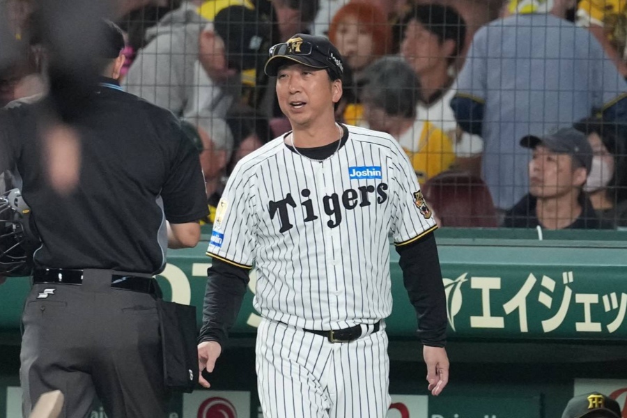 阪神・藤川球児監督【写真：井上学】