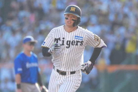 「森下翔太（神）」　満身創痍とは思えない…衝撃の着弾点、爆速アーチが「どこまで飛んだ」