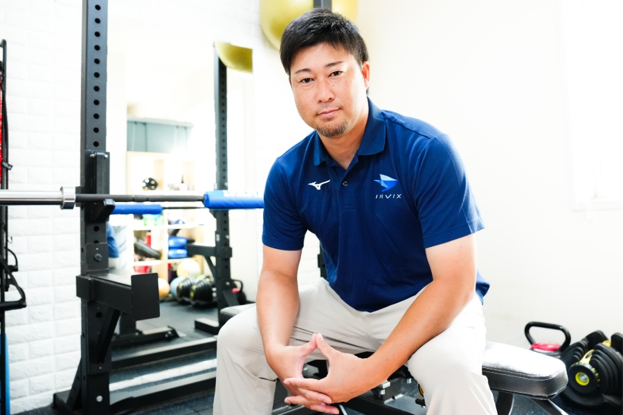 40歳でGMと現役投手の二刀流に挑戦する田澤純一【写真：黒澤崇】