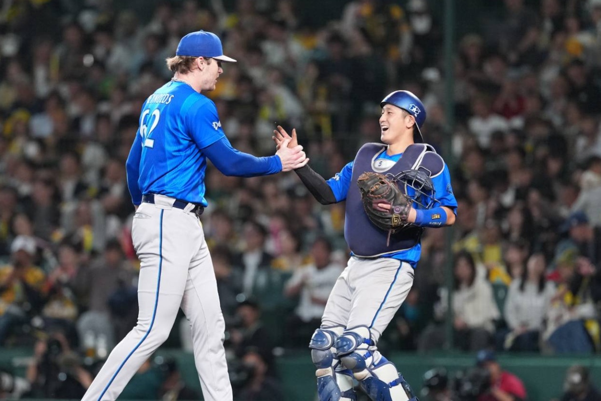 頼もしい助っ人守護神が2年ぶりの日本シリーズ制覇へ貢献する【写真：井上学】