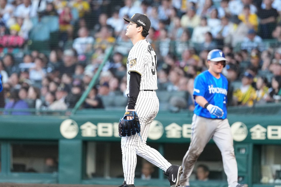 宮崎に適時打を浴びた阪神・木下里都【写真:井上学】