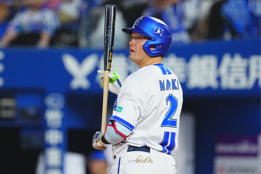 DeNA・牧秀悟【写真：荒川祐史】