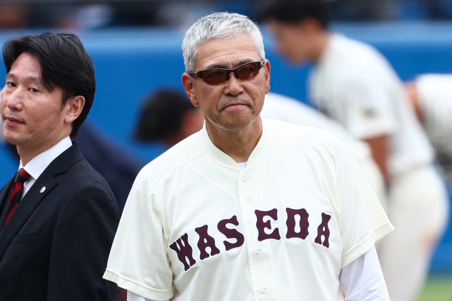 早大・小宮山悟監督【写真：加治屋友輝】