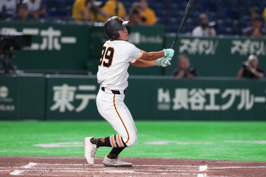 巨人から育成5位指名を受けた多摩川ボーイズ・関蓮太郎【写真：イワモトアキト】