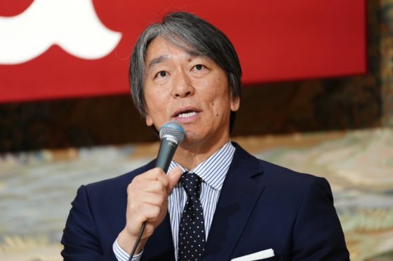 松井新監督「さすがに言えない」　注目組閣は煙に巻く…日本中が“妄想”する「1人」