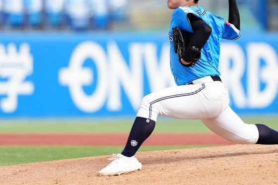 股関節の柔軟性に「開脚だけでは不十分」　投球＆打撃の出力変える“体幹連動ドリル”