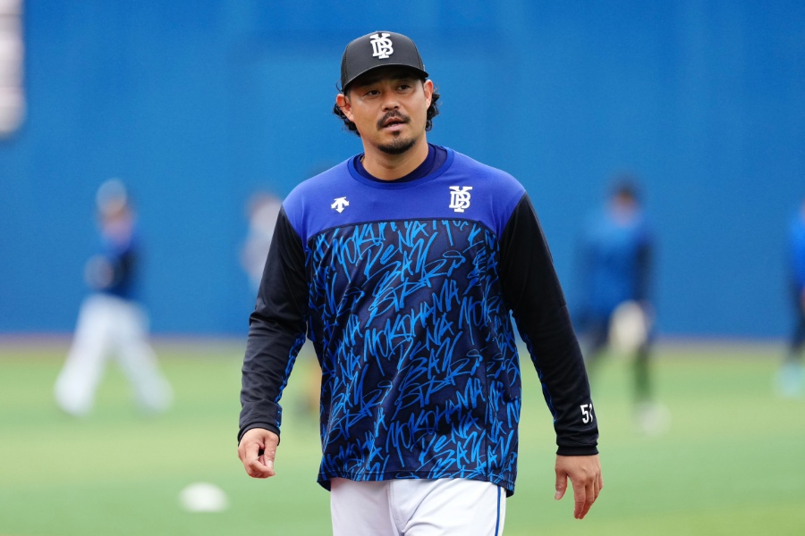 試合前練習に姿を見せたDeNA・宮崎敏郎【写真：黒澤崇】