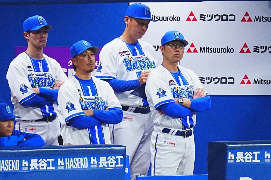DeNAはソフトバンクに2連敗を喫した【写真：荒川祐史】