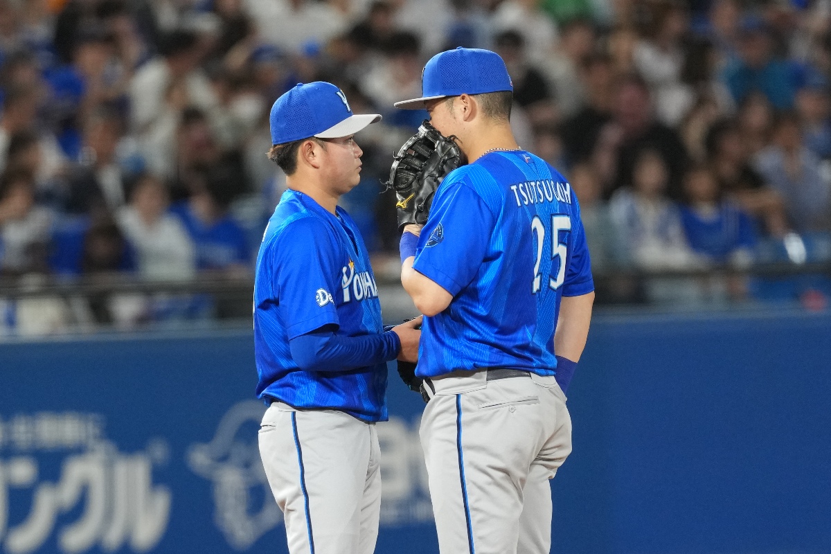 筒香嘉智（右）からの言葉は石田裕に大きな影響を与えている【写真：井上学】