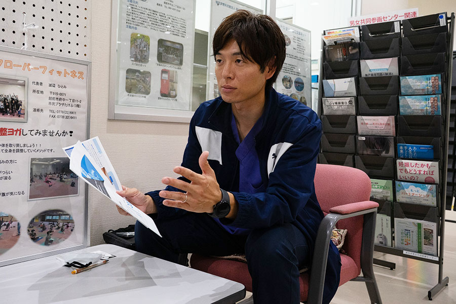 スポーツリハビリを専門にする理学療法士の谷口修也さん【写真：磯田健太郎】
