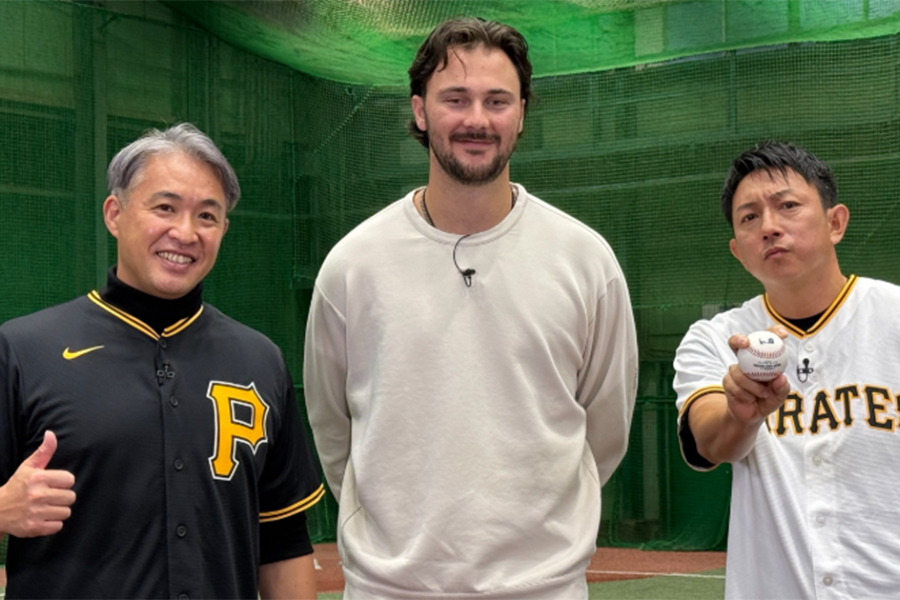 五十嵐亮太氏が公開した豪華3ショット(写真は五十嵐亮太氏インスタグラムのスクリーンショット)
